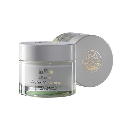 碧优缇 美人如诗，花草如织